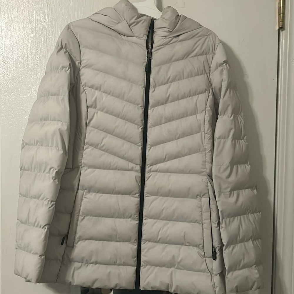 PUFFER JACKET